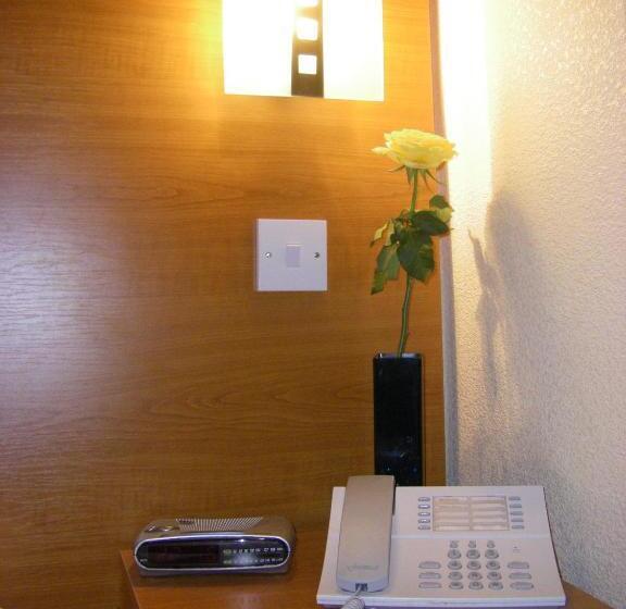 חדר סטנדרט נוף לים, The Waldorf