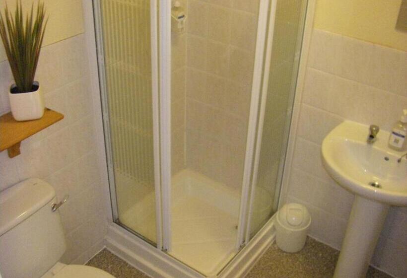 חדר סטנדרט נוף לים, The Waldorf