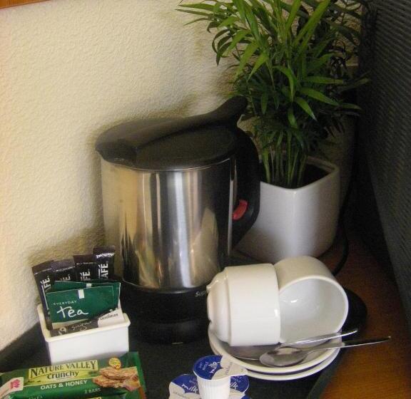 חדר סטנדרט נוף לים, The Waldorf