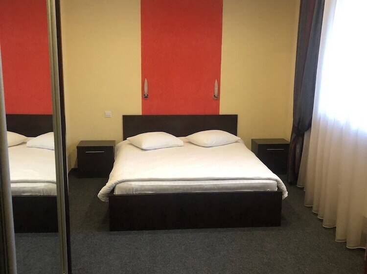 آپارتمان 1 خوابه, Jeppesen Residence