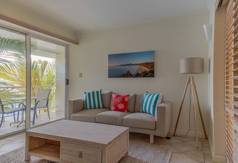 １ベッドルームアパートメント, Macrossan House