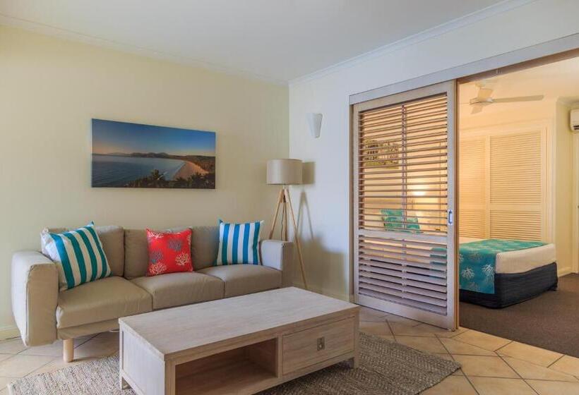 １ベッドルームアパートメント, Macrossan House