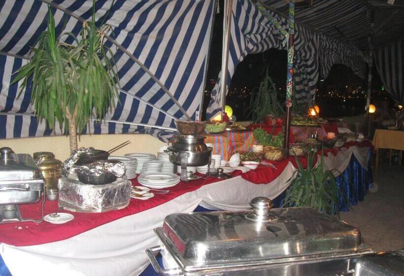 اتاق استاندارد یک نفره, Nile Valley