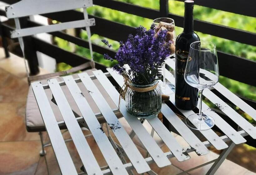 수피리어 룸, Das Stadthaus