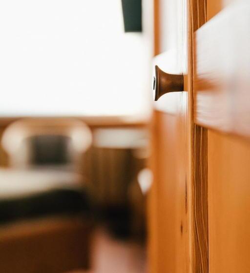 컴포트 룸, Das Stadthaus