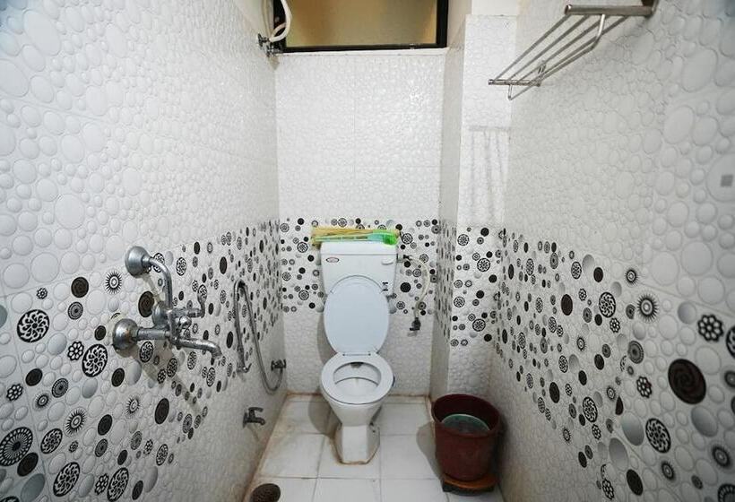 Номер Deluxe, Lotus Inn Near Udaipur City Railway Station