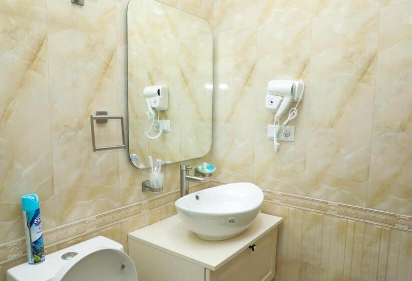 سوییت خانوادگی, Aragast