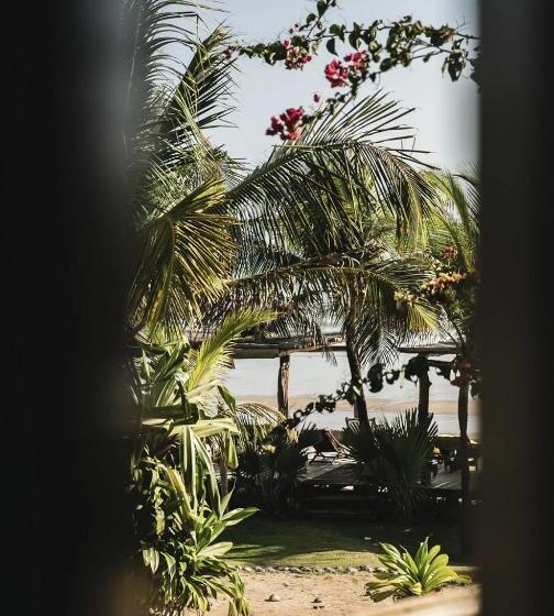 Бунгало Стандарт Вид на Море, Villa Mango