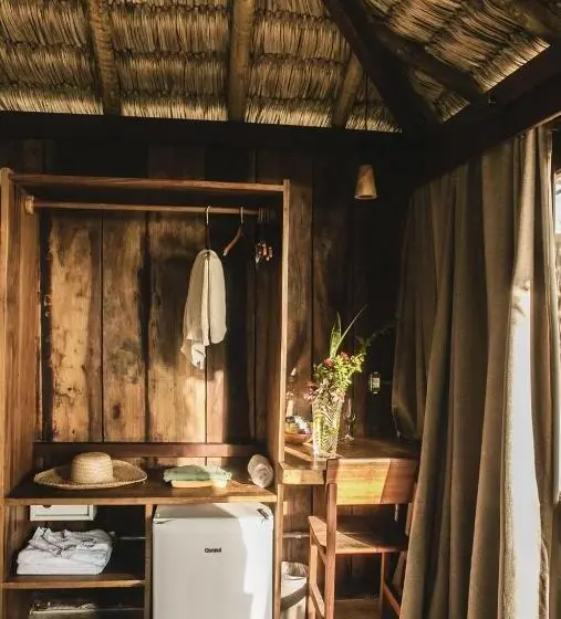 Cabane, Villa Mango