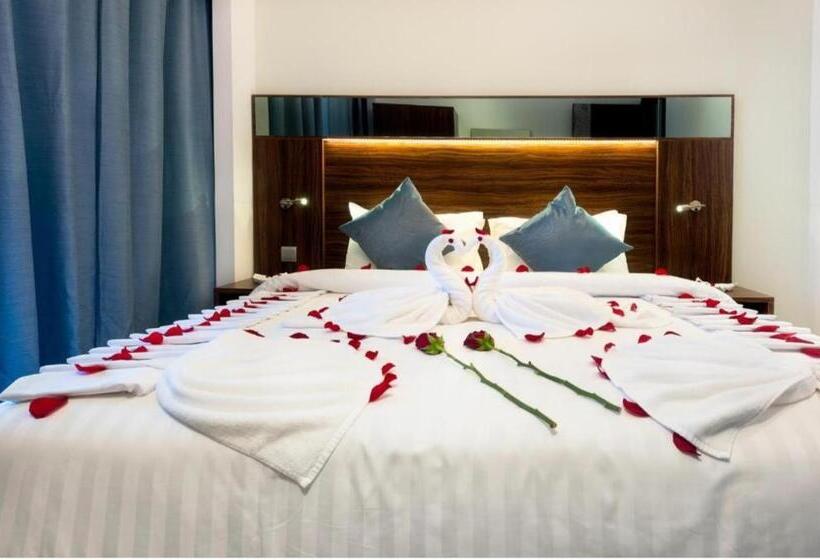 Номер Стандарт Совместная Ванная, The Empress Palace