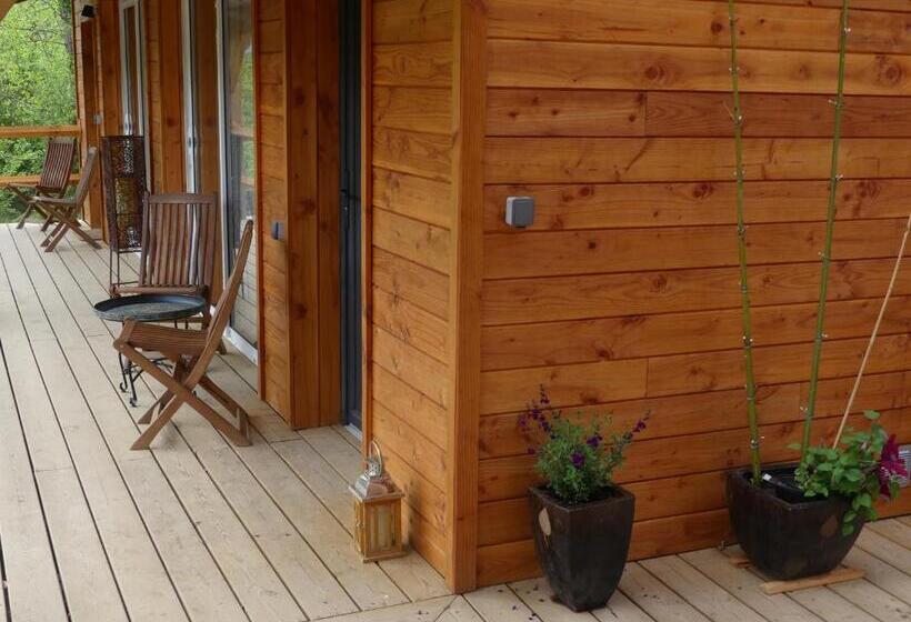 스탠다드 룸 킹사이즈 침대, Source Nature