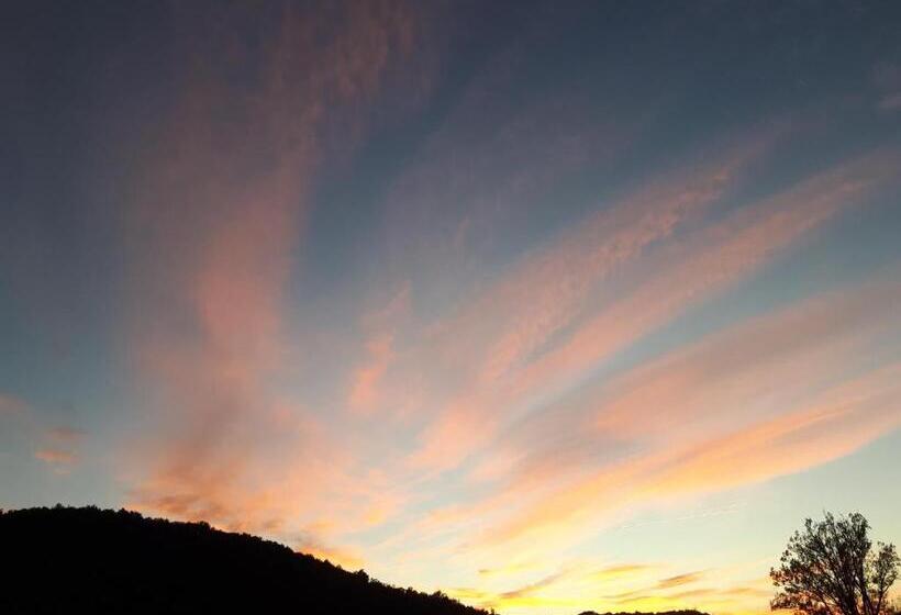 스탠다드 룸 산 전망, Source Nature