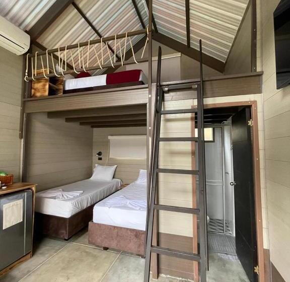 Семейное Бунгало, Boutique Casa De Piedra