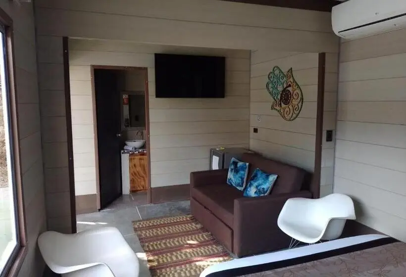 بانگلوی لوکس, Boutique Casa De Piedra