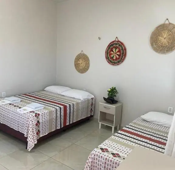 Standard Kolmen Hengen Huone, Pousada Aconchego Santarém