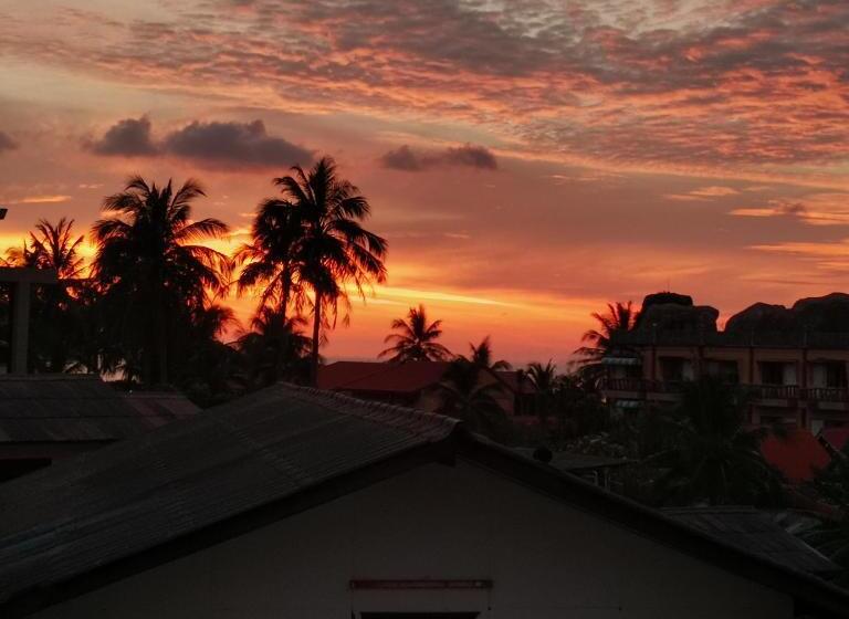 Дом 2 Спальни, Haadrin Village Fullmoon