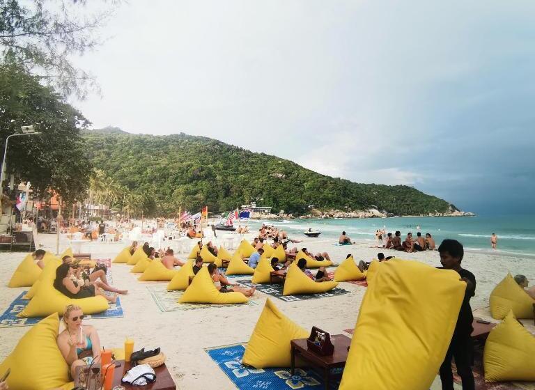 Семейный Номер, Haadrin Village Fullmoon