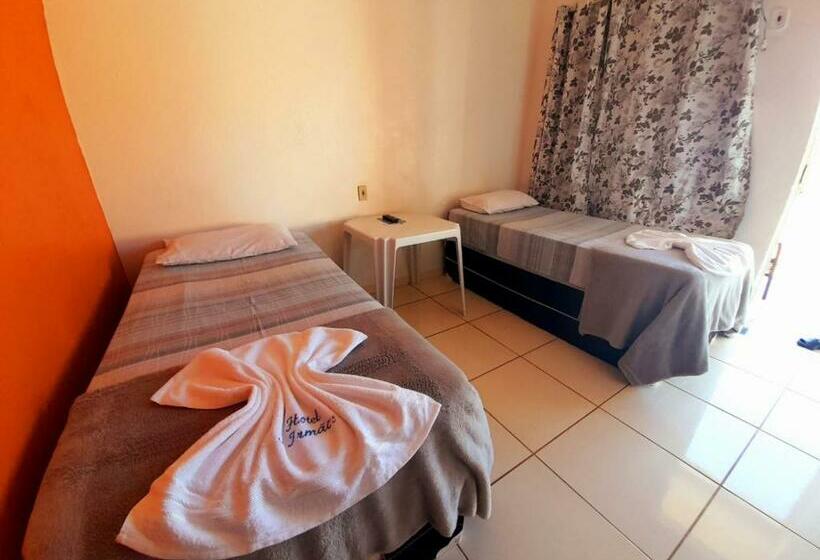 Номер Стандарт Индивидуальный, 3 Irmaos