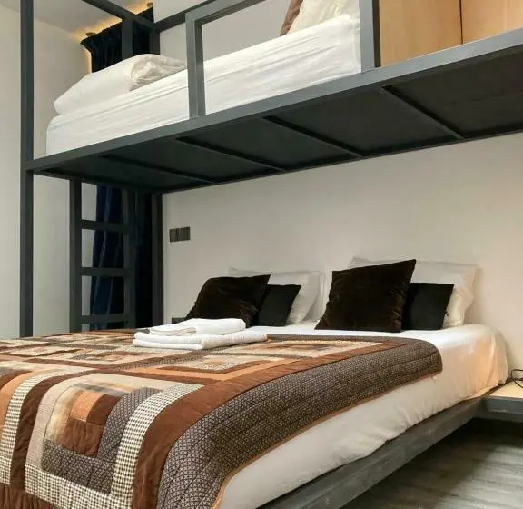 اتاق استاندارد, Caruma Surf Hostel