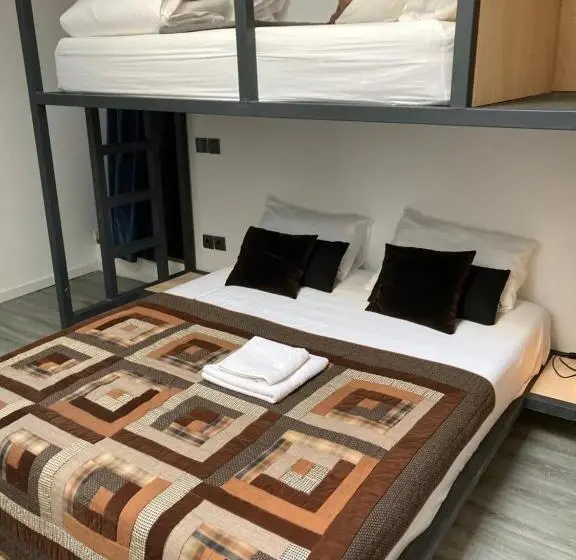 اتاق استاندارد, Caruma Surf Hostel