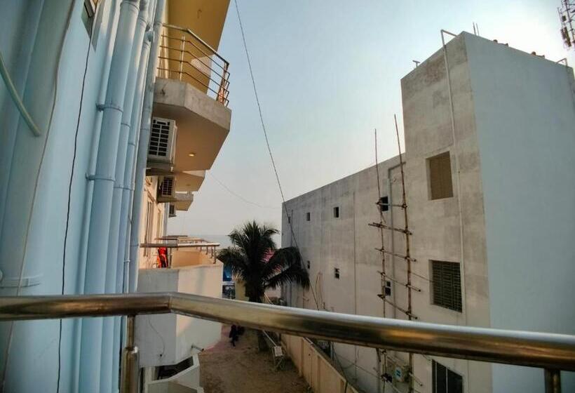 수피리어 룸, Hindusthan Inn   On Beach