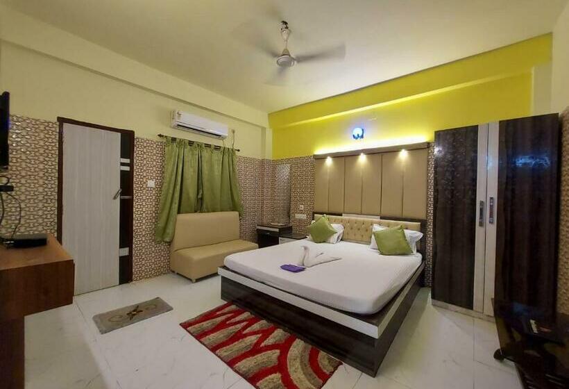 标准间, Hindusthan Inn   On Beach