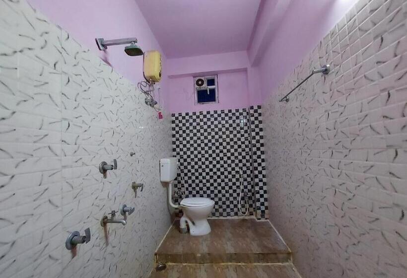 발코니 디럭스 룸, Hindusthan Inn   On Beach