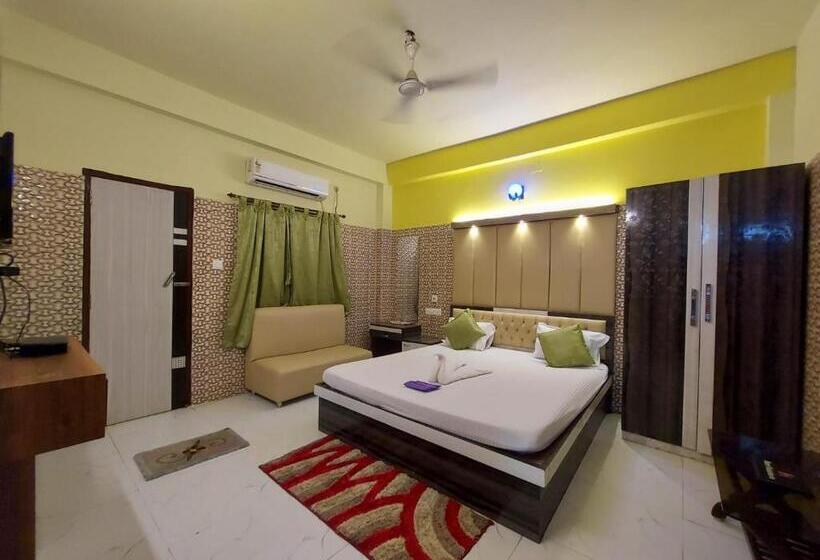 발코니 디럭스 룸, Hindusthan Inn   On Beach