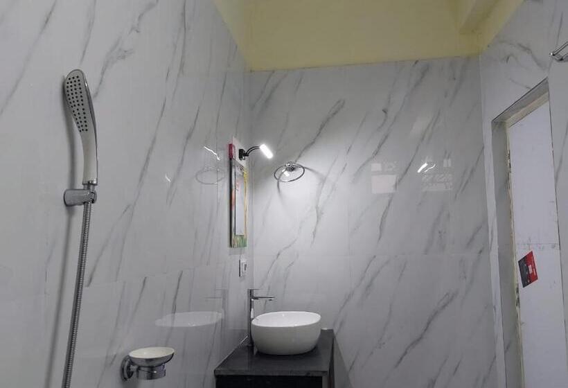 스탠다드 룸 킹사이즈 침대, Hindusthan Inn   On Beach