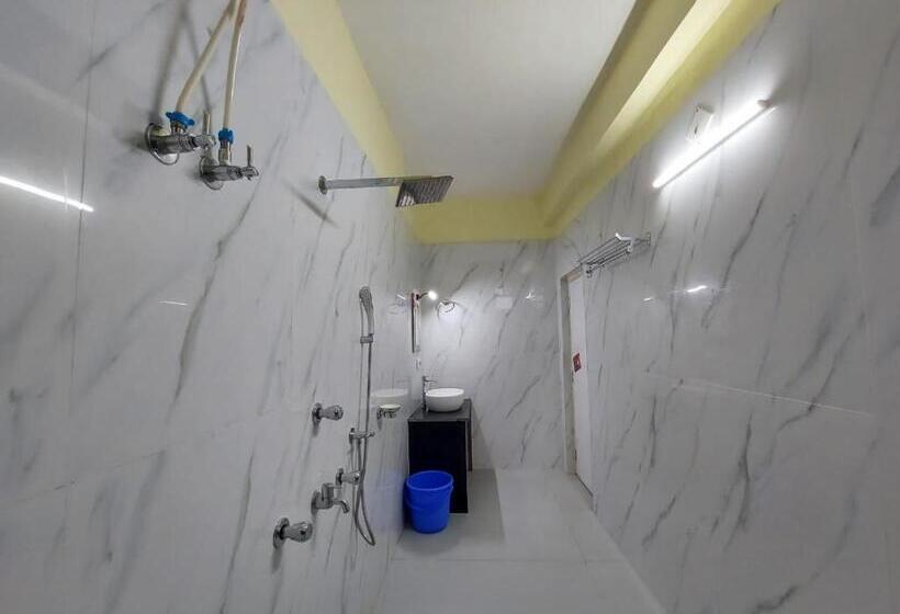 스탠다드 룸 킹사이즈 침대, Hindusthan Inn   On Beach