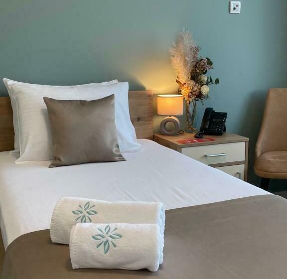اتاق استاندارد یک نفره, Nordic Resort