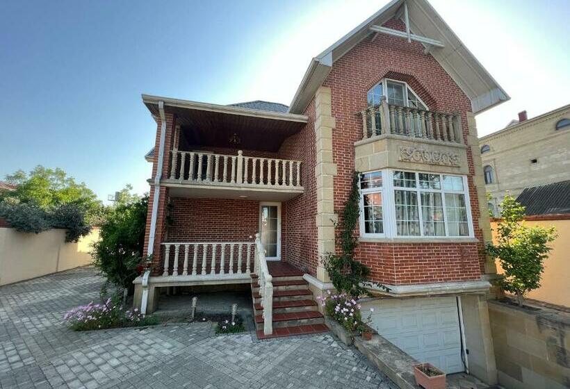 ویلای 1 خوابه با چشم‌انداز دریا, Riva Seaside House