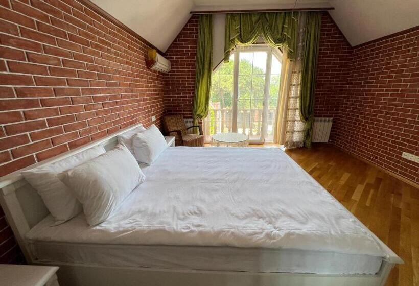 ویلای 1 خوابه با چشم‌انداز دریا, Riva Seaside House