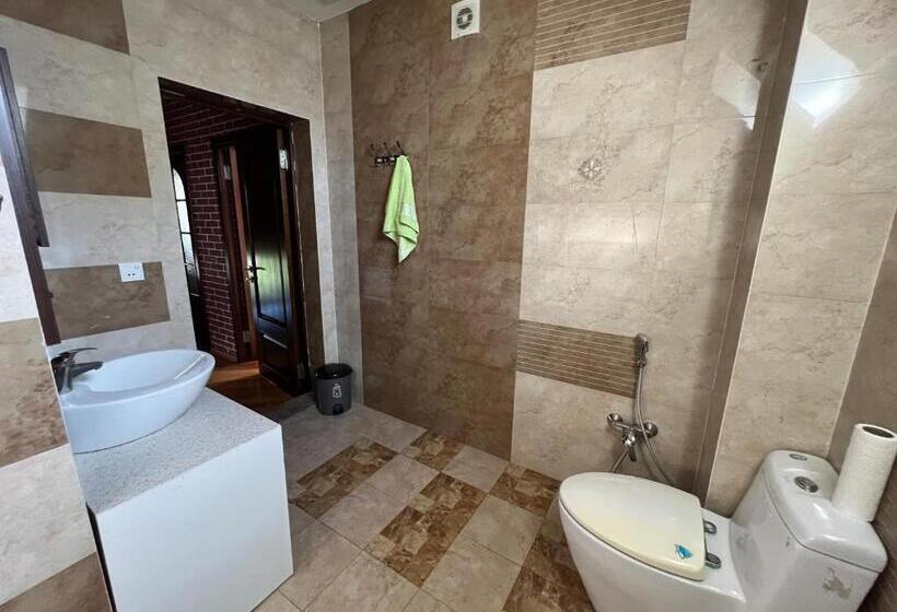 ویلای 1 خوابه با چشم‌انداز دریا, Riva Seaside House