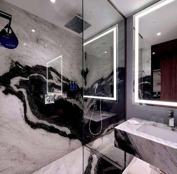 프리미엄 룸, Radisson Blu Aurum Hotel, Brasov