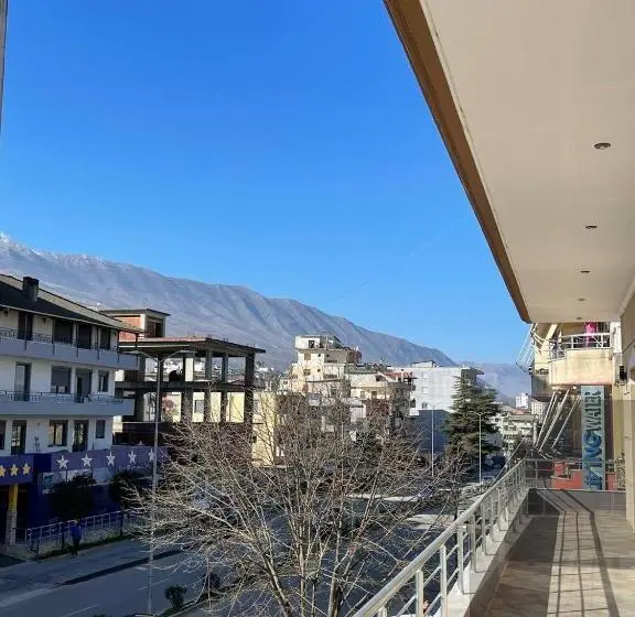 اتاق استاندارد با بالکن, Bora