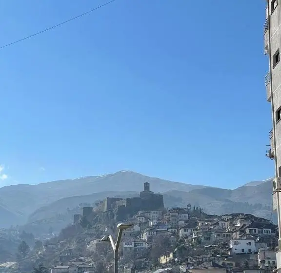 اتاق استاندارد با بالکن, Bora
