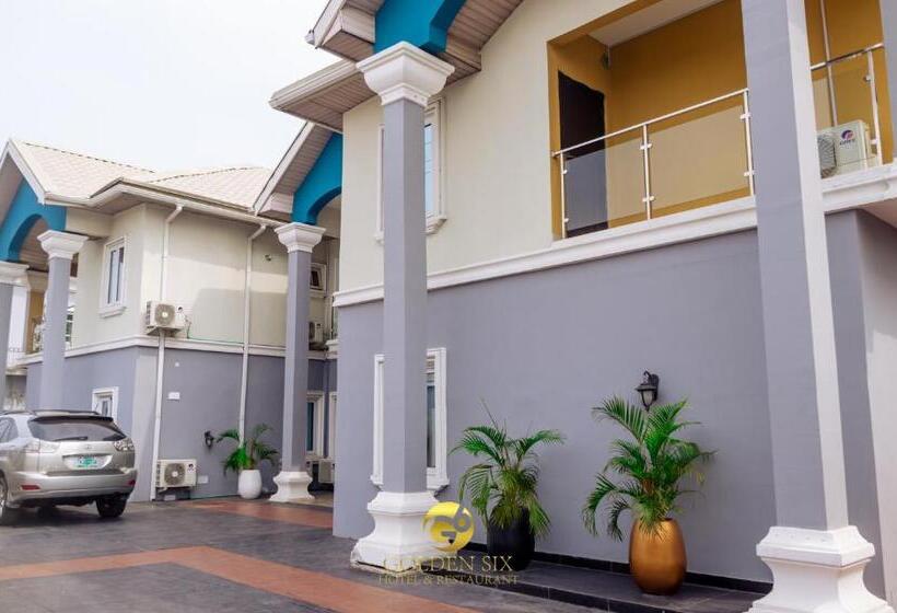 سوئیت جونیور با تراس, Golden Six Hotel And Restaurant