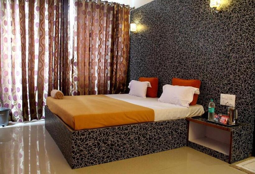 Номер Deluxe, Malhar Palace