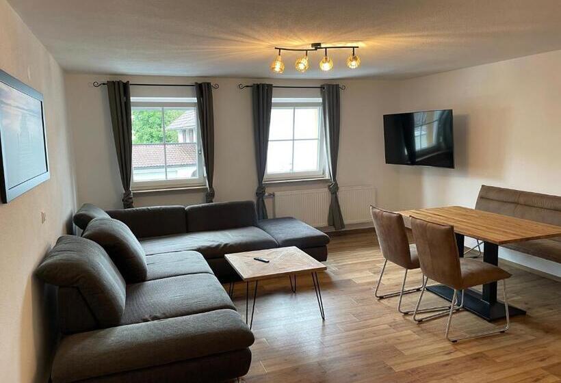 آپارتمان 1 خوابه با بالکن, Landgasthaus Zum Kreuz Gbr