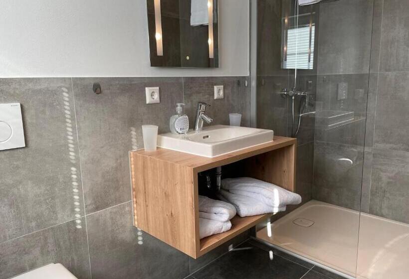 اتاق سوپریور, Landgasthaus Zum Kreuz Gbr