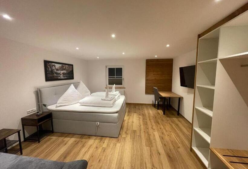 آپارتمان 1 خوابه با بالکن, Landgasthaus Zum Kreuz Gbr