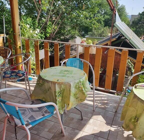 סטודיו סטנדרטי נוף לגינה, Apartmány Viola