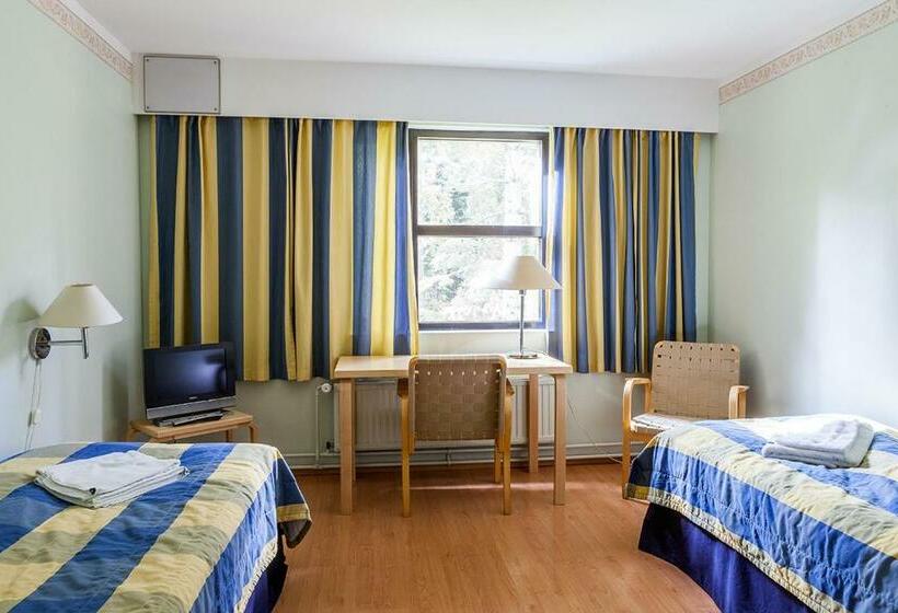 Номер Economy, Li Tiiliriihi