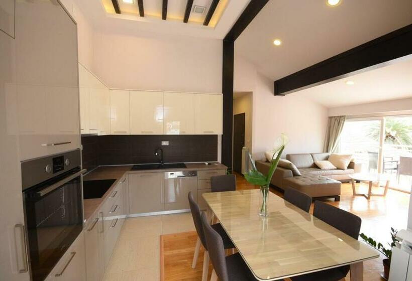 آپارتمان لوکس 1 خوابه, Apartmani Katarina