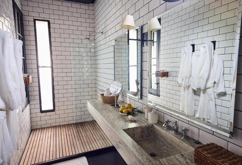 디럭스 스위트, Garzón