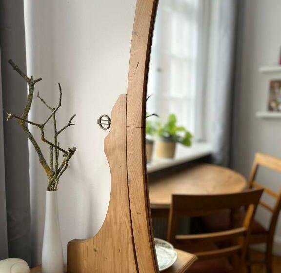 스탠다드 룸, Haus Till E