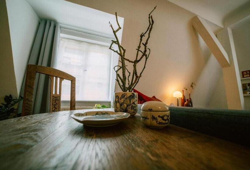 디럭스 룸 산전망, Haus Till E