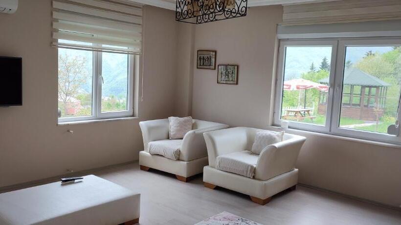 Villa 1 Camera da Letto Vista Giardino, Vi̇lla Devor