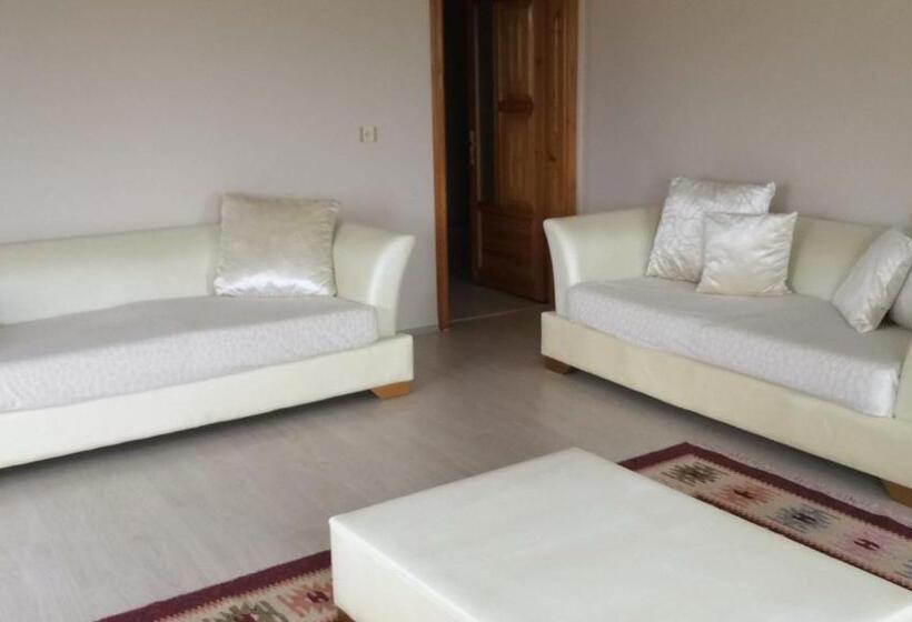 Villa 1 Camera da Letto Vista Giardino, Vi̇lla Devor